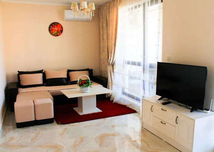 Poseidon Vip Club Balneo & Hotel de apartamente 4*