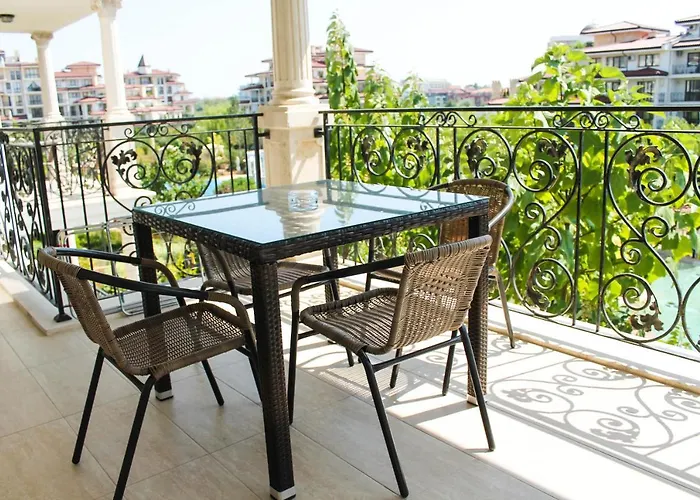 Hotel de apartamente Poseidon Vip Club Balneo & 4*