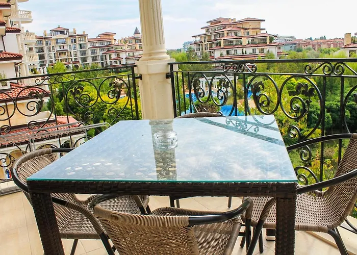Poseidon Vip Club Balneo & Hotel de apartamente 4*