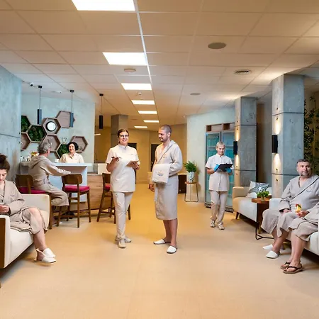 Poseidon Vip Club Balneo & 네세부르