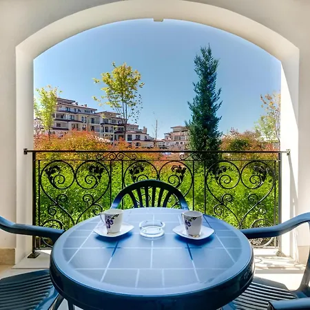 아파트호텔 Poseidon Vip Club Balneo & 네세부르