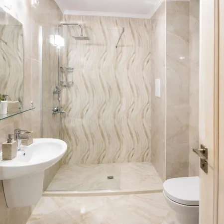 Poseidon Vip Club Balneo & Apart Otel 4*