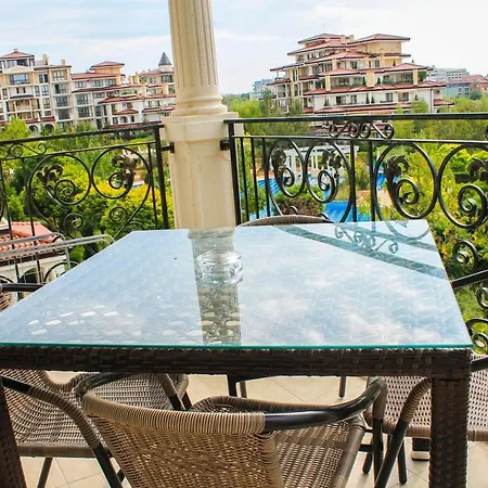 Poseidon Vip Club Balneo & 아파트호텔 4*