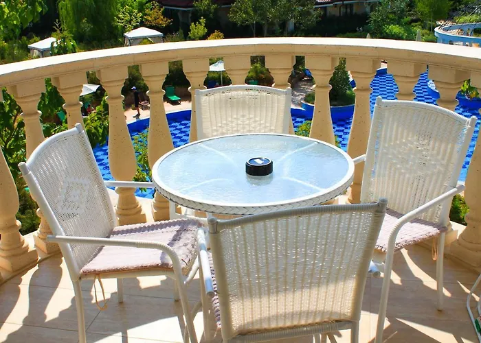 Poseidon Vip Club Balneo & Апарт-отель Несебр